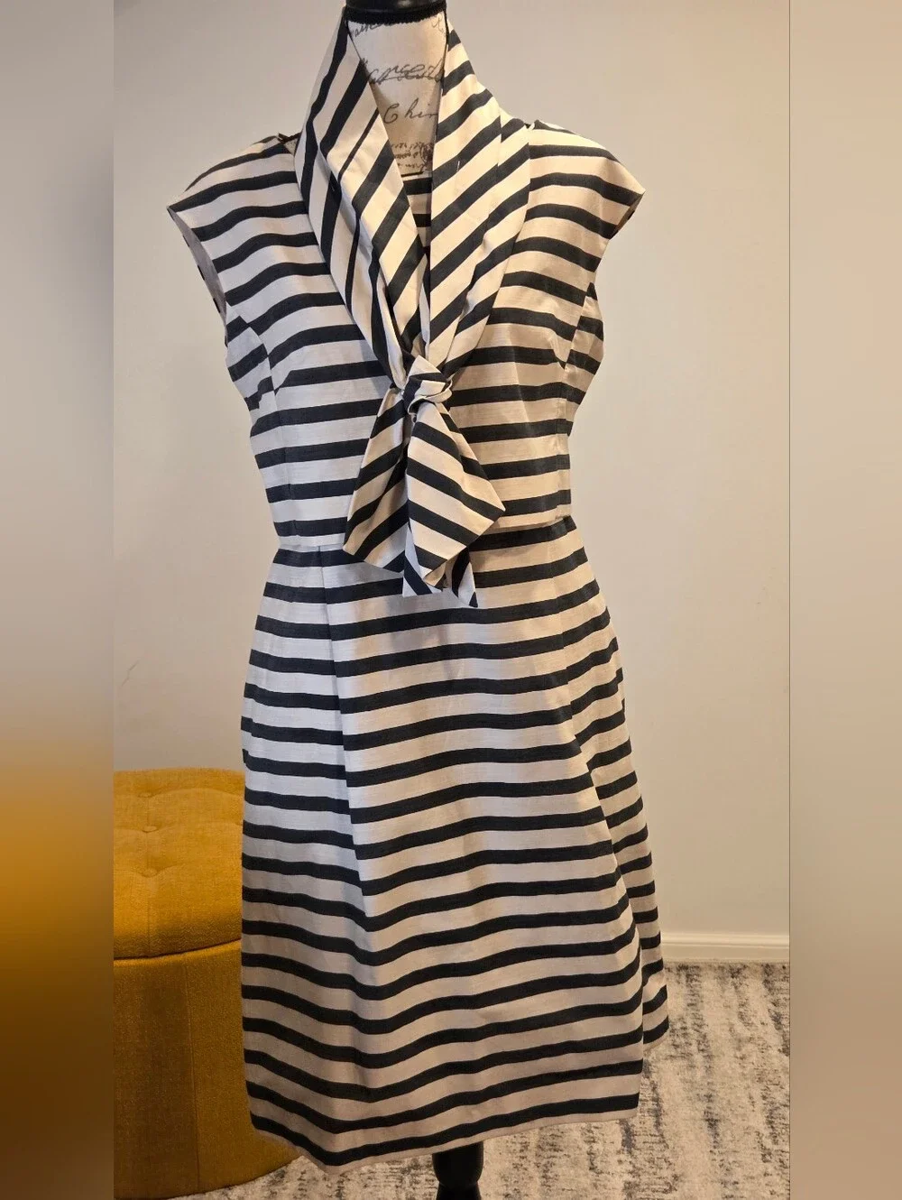 WEEKEND MAXMARA Striped Tie-Neck Sleeveless Dress in Black and White, Size 16 - Picture 2 of 16